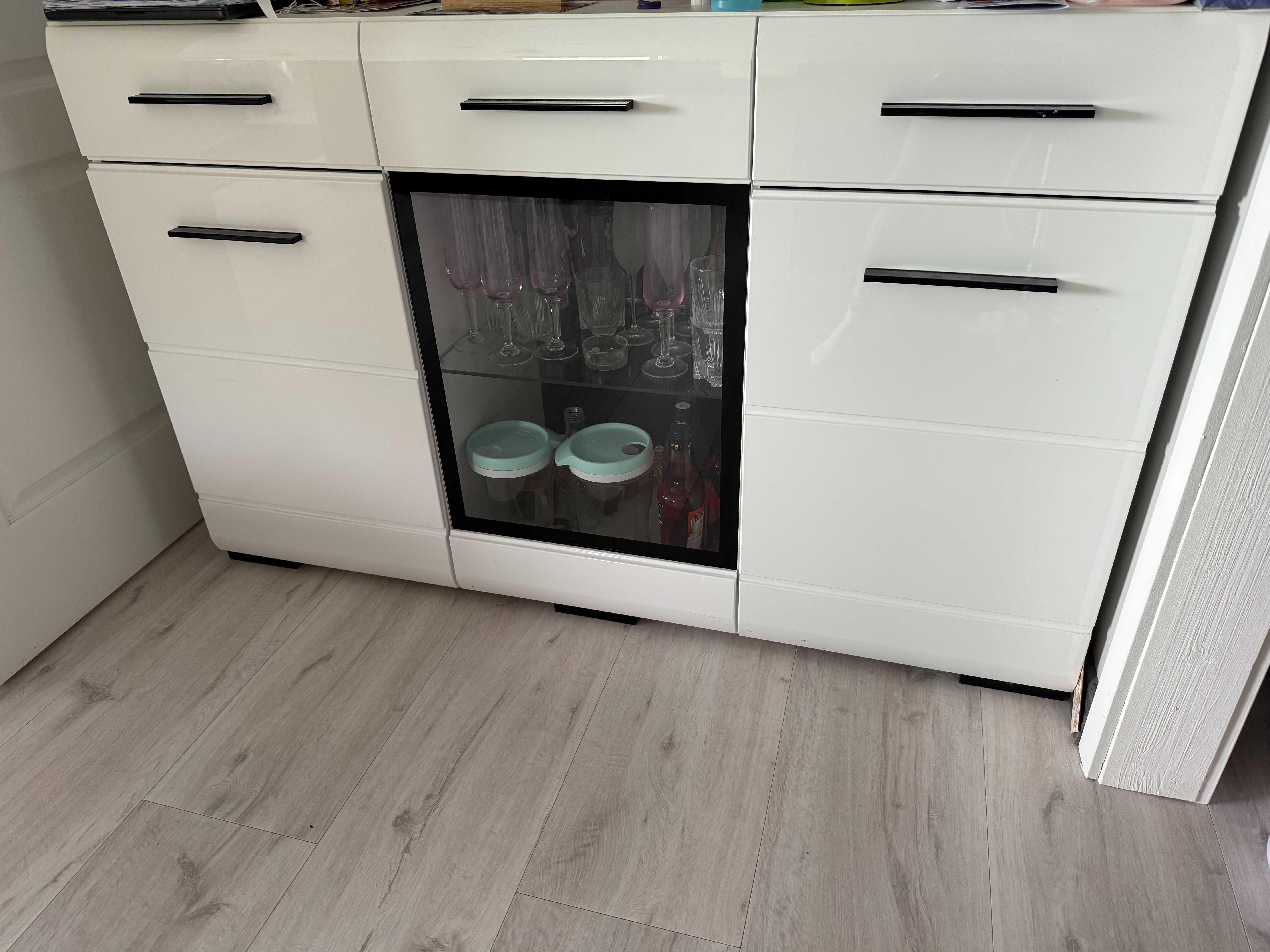 Komoda, szafka, biała połysk, szuflady, półki, duża LED 150cm ITAKA