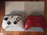 Xbox One S dwa pada 500 GB