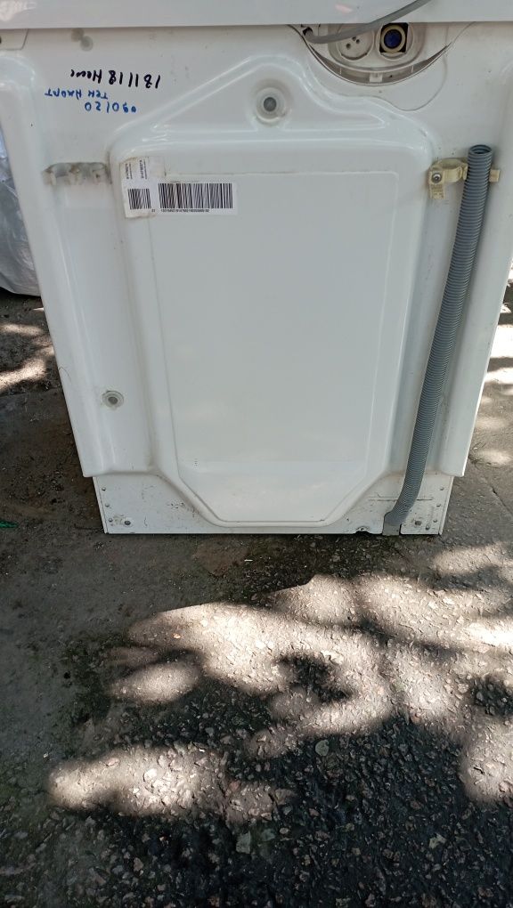 Продам стиральную машину Zanussi