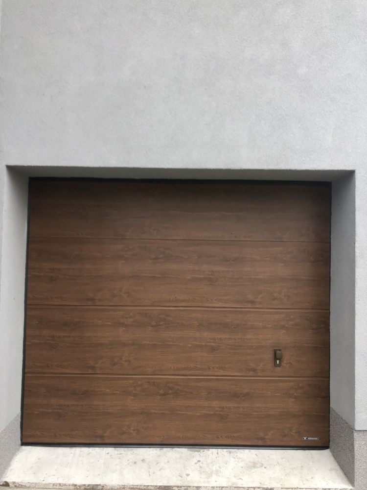 Brama segmentowa garażowa Wiśniowski 2,52x2,2m
