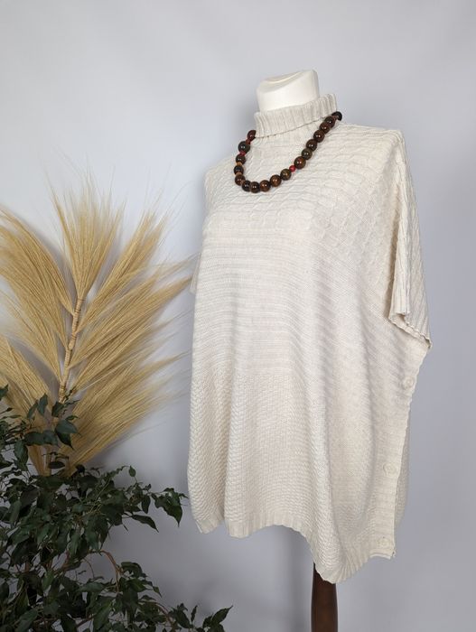 Kremowe ponczo peleryna z golfem gruby splot z wełną H&M M 38 oversize