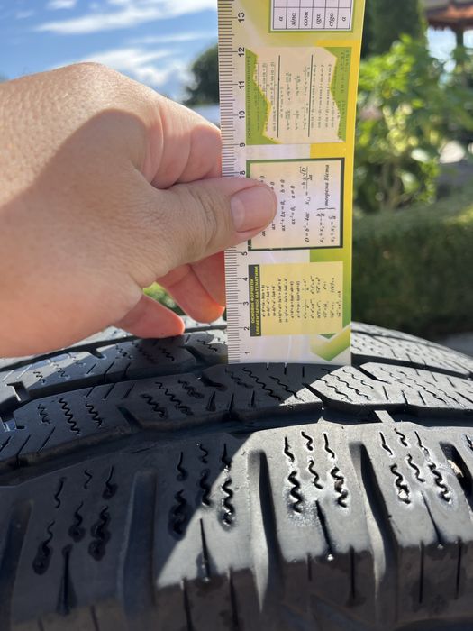 Продам комплект б/у шин Toyo 215/75/16c