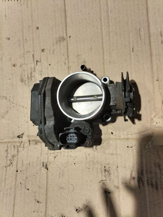 Przepustnica 1.8 Turbo VW Golf lV Seat Audi