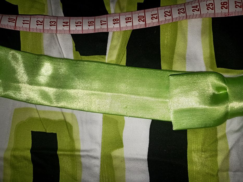 Sukienka na cienkich ramiączkach, roz.42 z metki ale na 40/38 wypada,