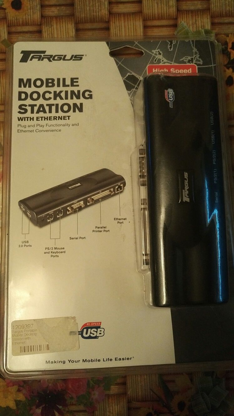 Док-станция Targus mobile docking station.