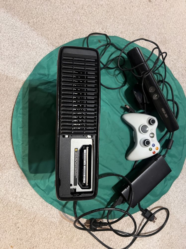 Xbox 360, jeden pad, Kinekt