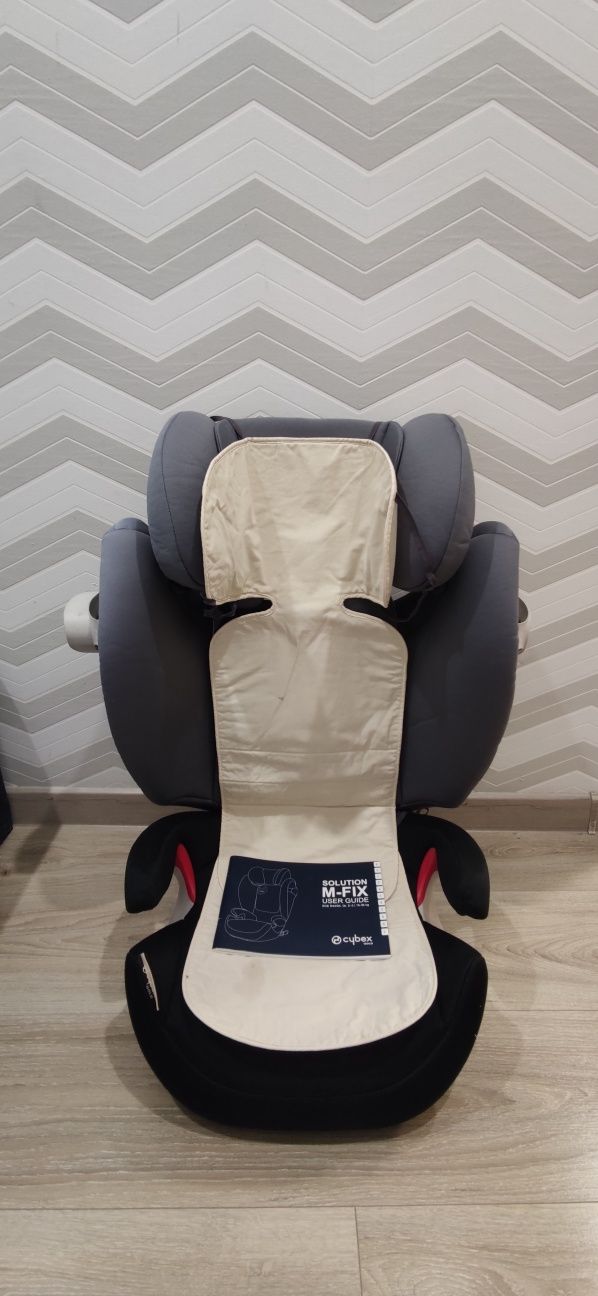 Автокрісло Cybex Solution M-fix (3-12 років, 15-36кг)