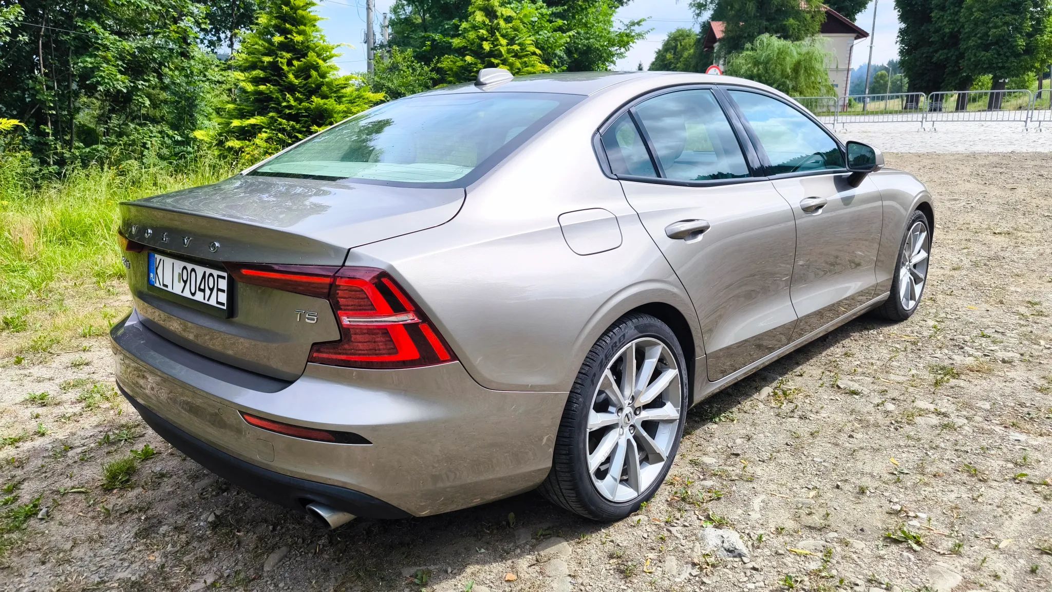 Volvo S60 T5 FWD Momentum Premium Pakiet