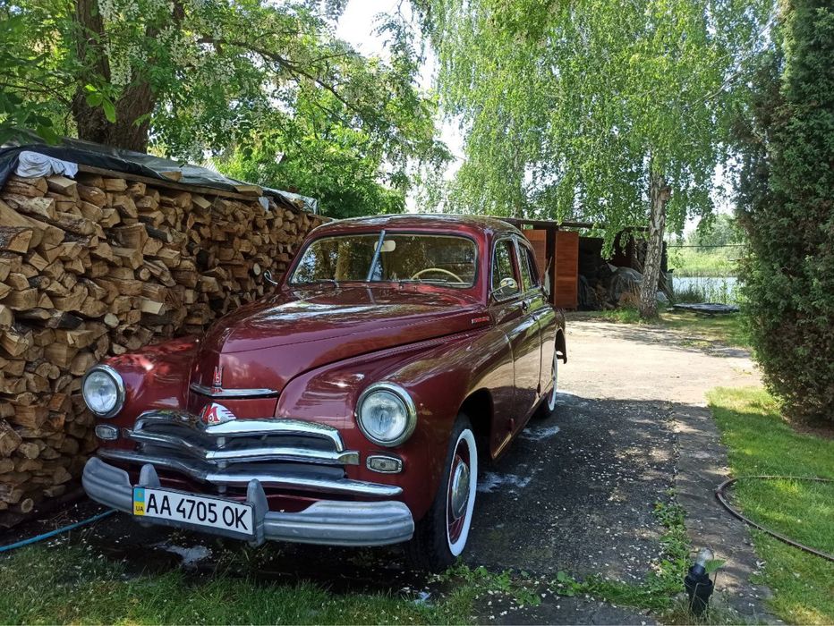 Ретро автомобіль