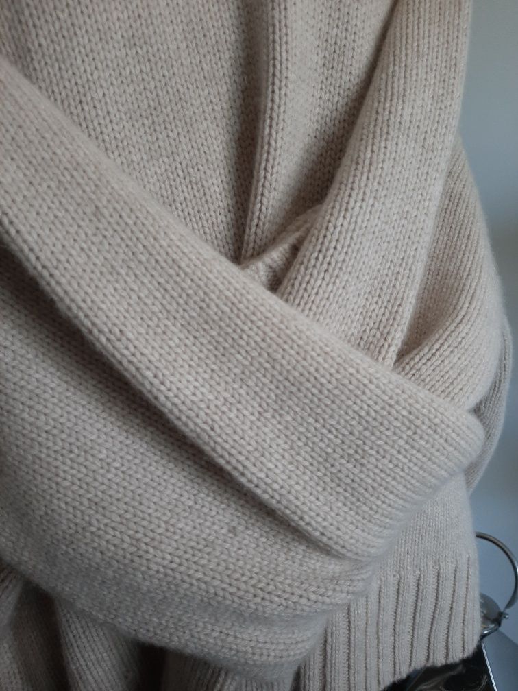 COS Nowy sweter 100% kaszmir