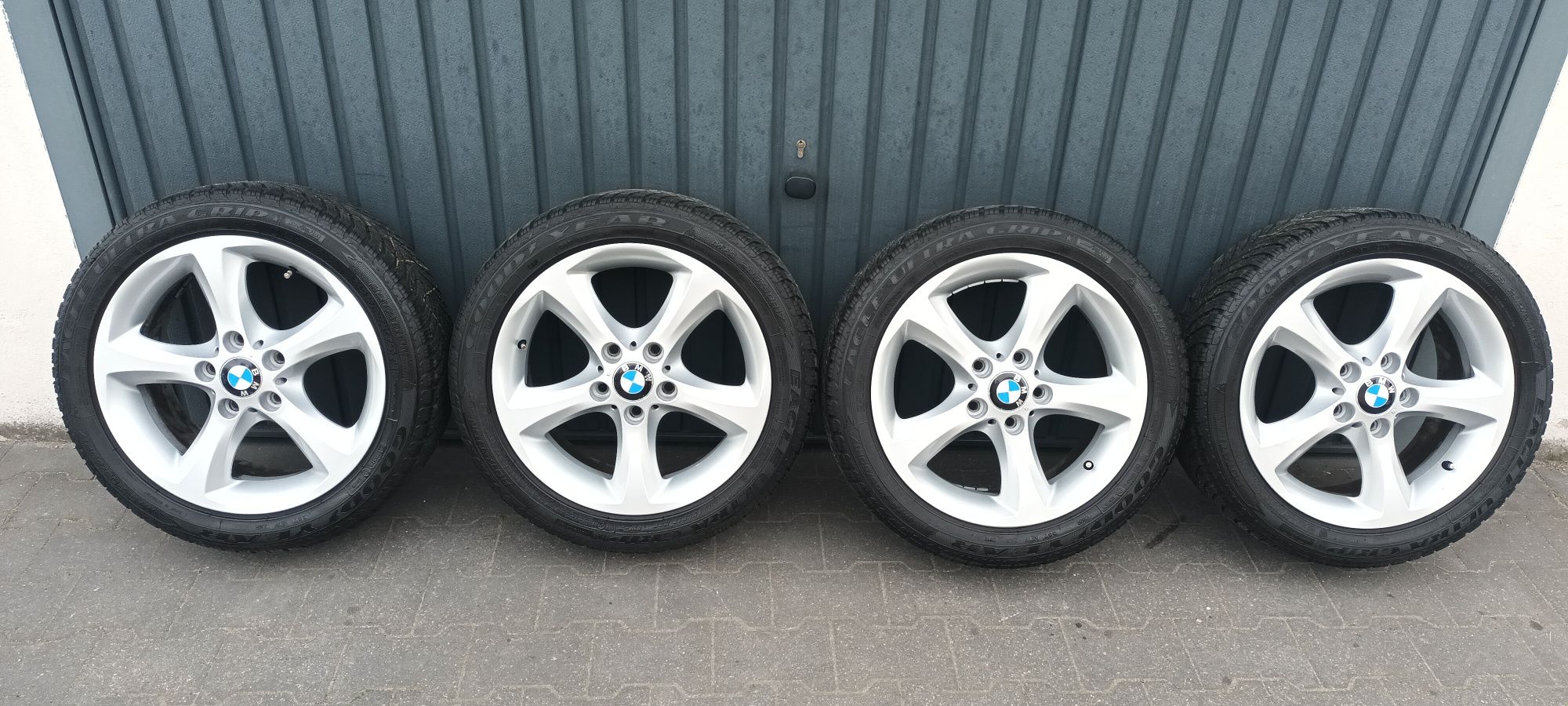 Koła Felgi Aluminiowe BMW 1 E81 E82 E87 E88 GoodYear 205/50/17 ET47 7m