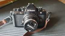 Nikon Zf como nova