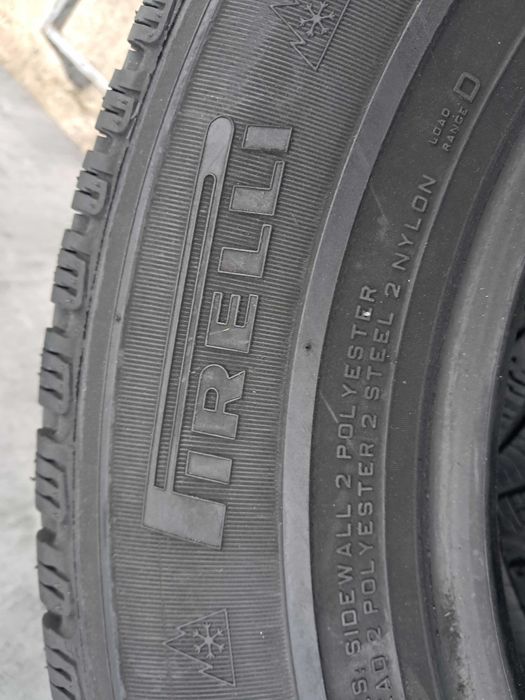Резина зимова, Pirelli Chrono Winter 225/70 R15C (арт.14112)