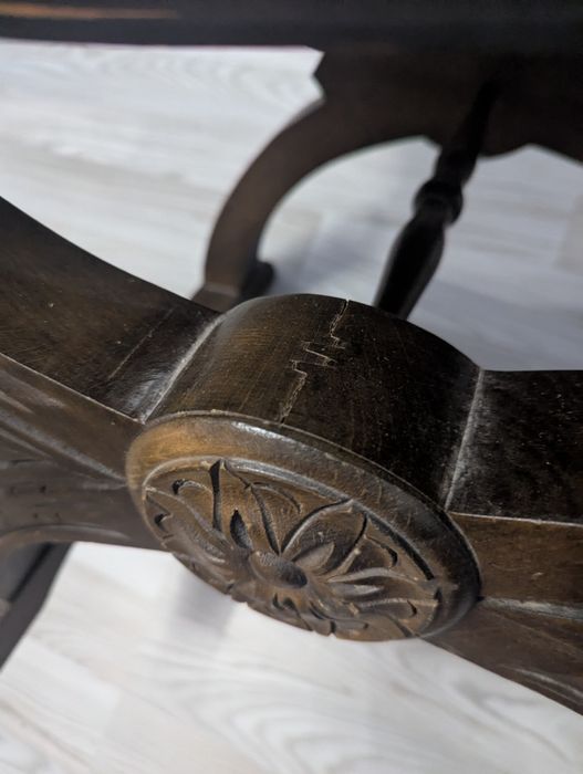 Fotel Dantego Rzymski nożycowy