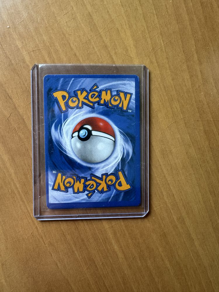 Carta Giratina pokemon