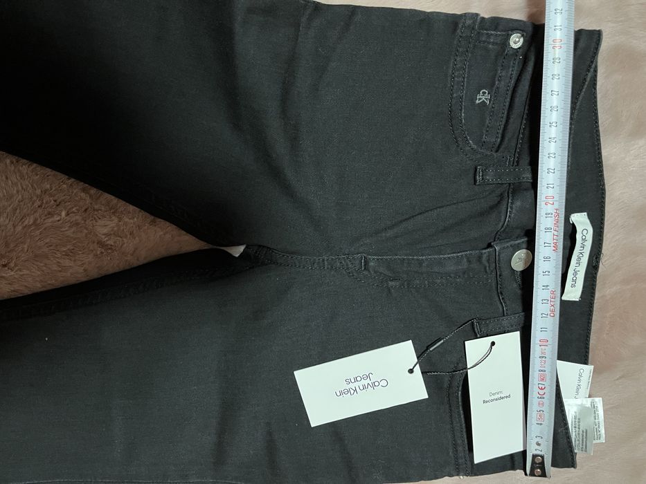Calvin Klein Jeans spodnie dżinsy logo czarne ck mid rise skinny r XXS