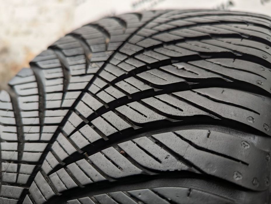 Шини 215/45 R 16 Good Year Vector 4Seasons gen2 Комплект. Колеса склад