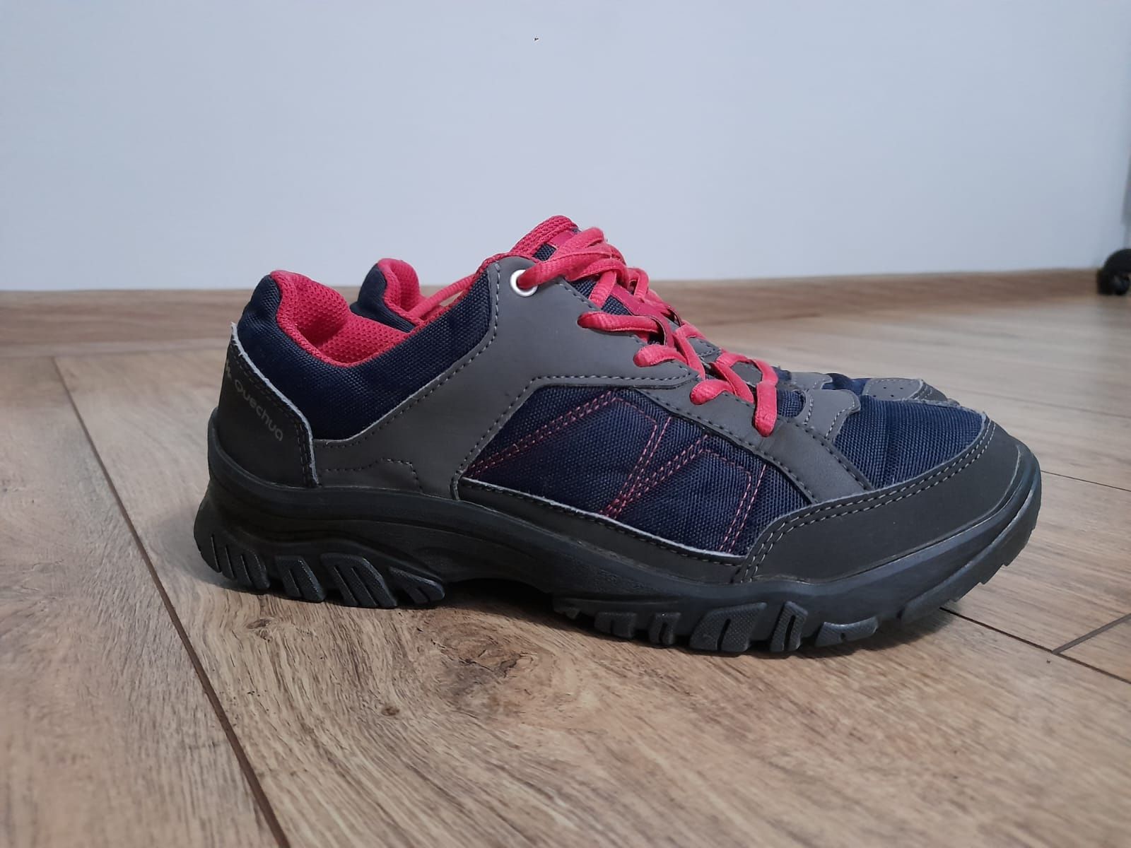 Buty dziewczęce Quechua roz.36. Buty trekkingowe,