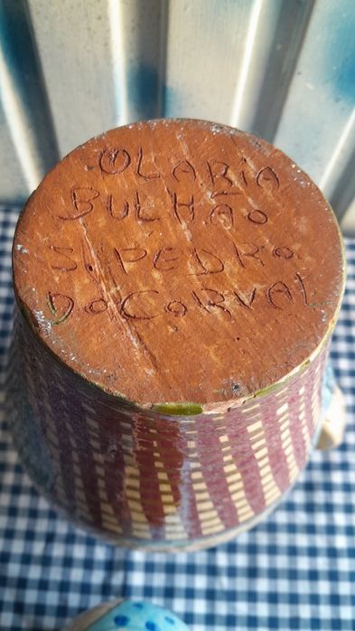 Garrafa em barro com caneca