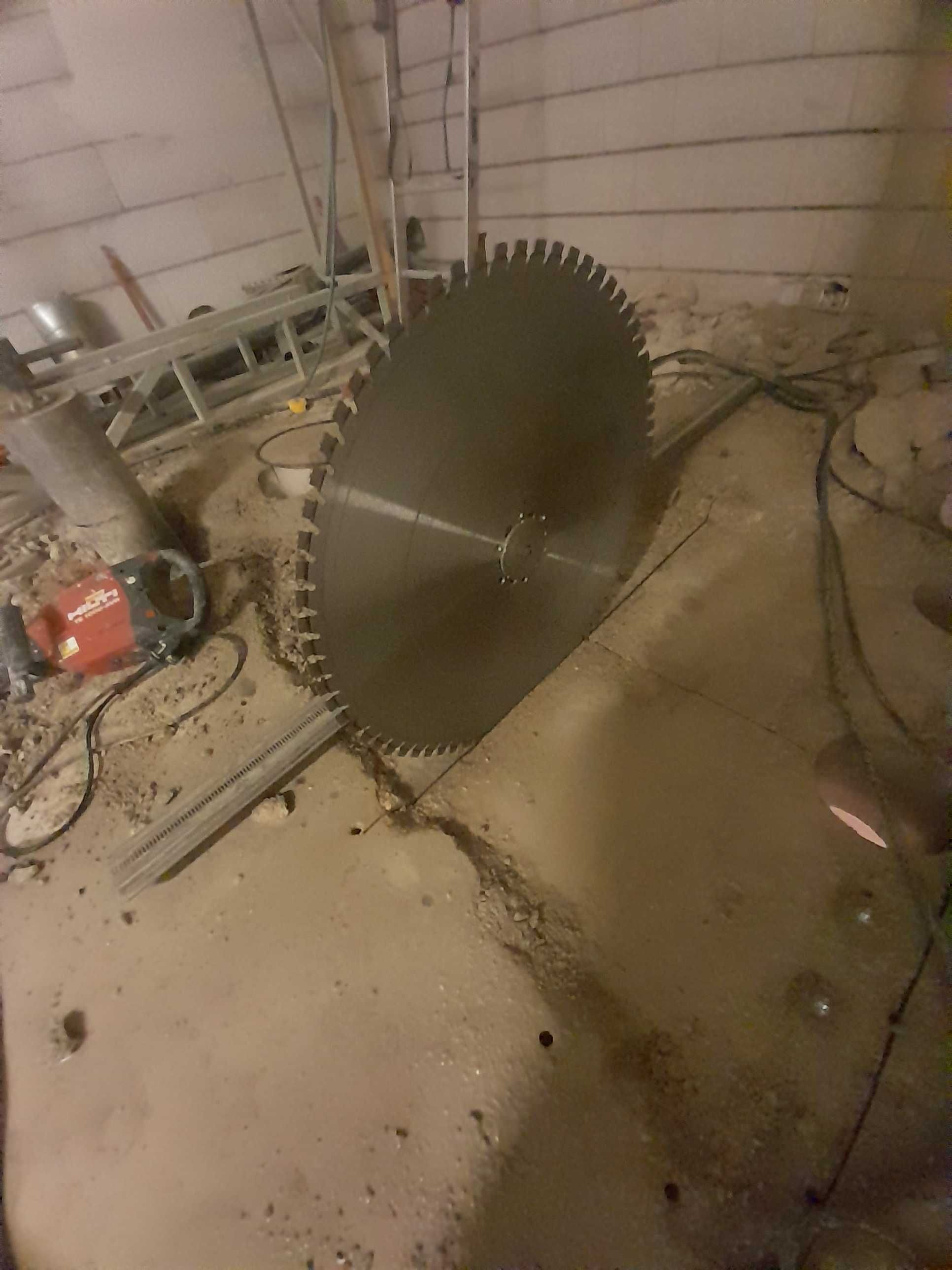 Wiercenie otworów cięcie w betonie żelbetonie  technika diamentowa