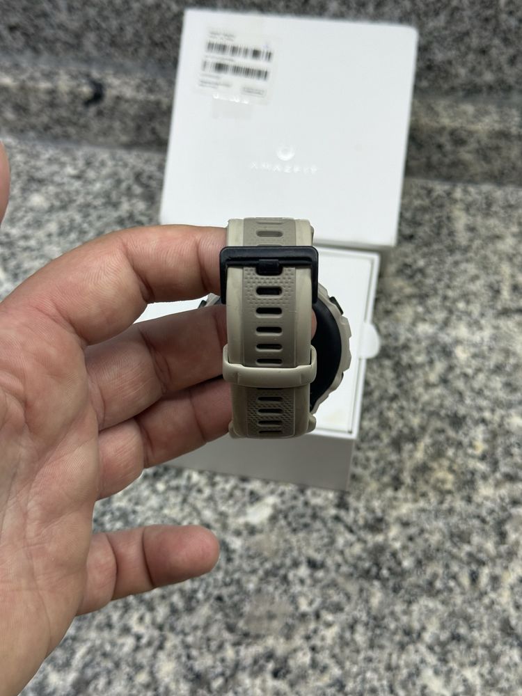 Amazfit t-rex Pro