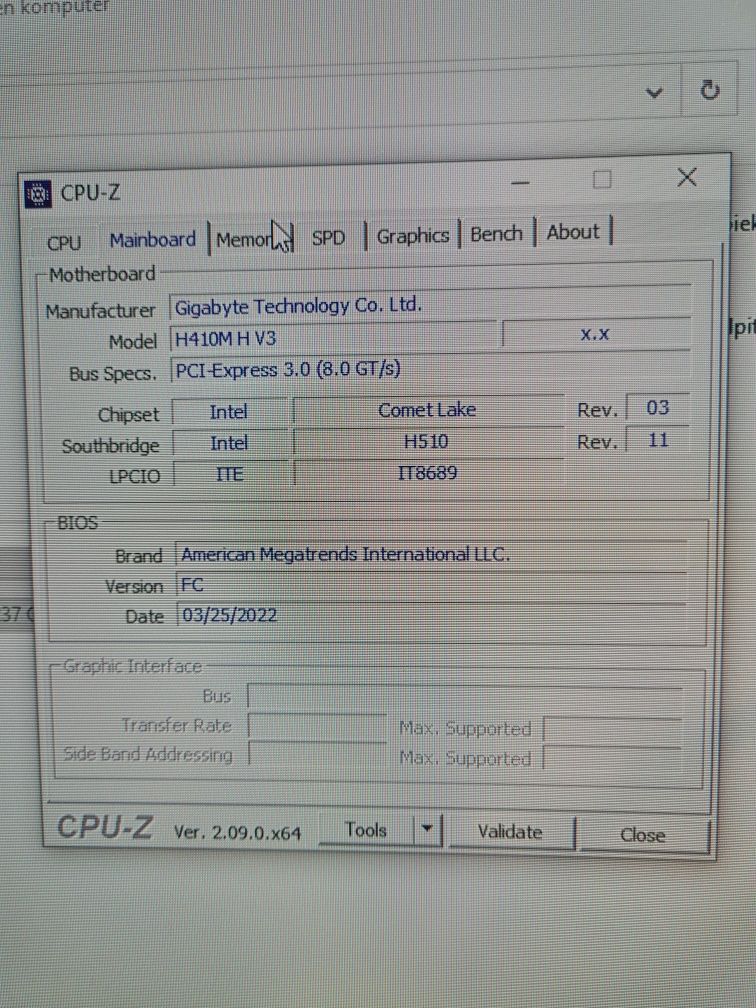 Komputer stacjonarny stan bdb SSD 256GB win10 x64i3 3.6GHz, DDR4 8GB,