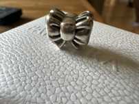 Pandora oryginalny charms kokarda
