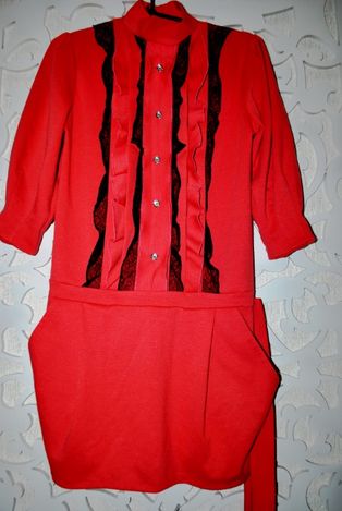 Платье с карманами коралловое теплое 3/4 нарядное шикарное яркое M / L
