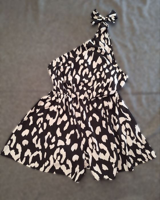 Kombinezon na jedno ramie