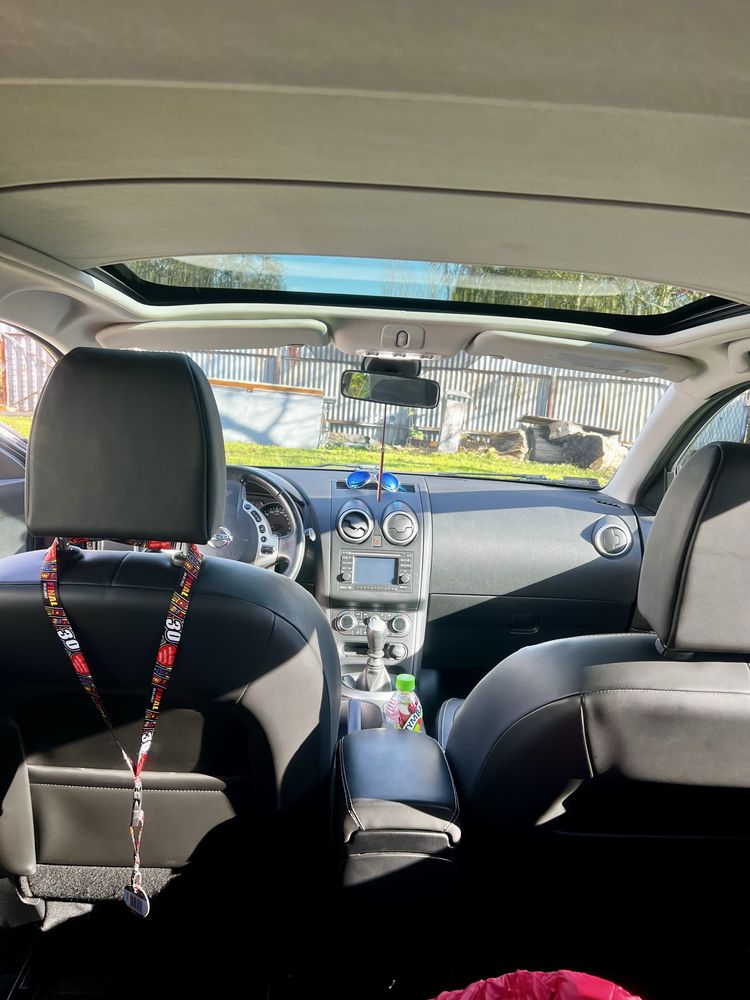 Nissan Qashqai wersja TEKNA 2.0dci xenon