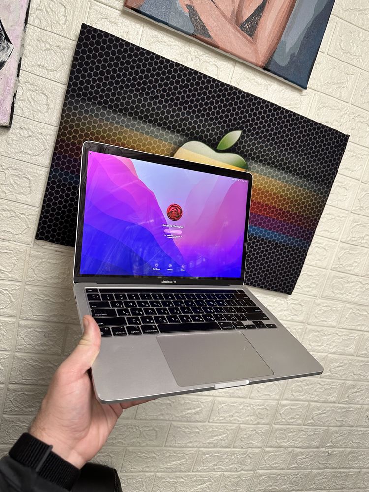 Продам маккбук MacBook Pro 13-inch M1 2020 a2337