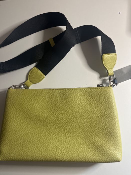 Mala a tira colo parfois