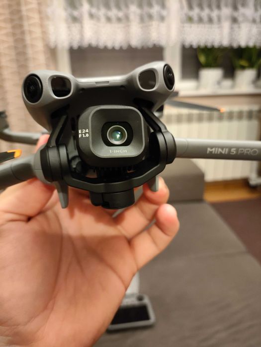 DJI Mini 5 Pro Fly More Combo + 2 lata Care Refresh + Karta Pamięci