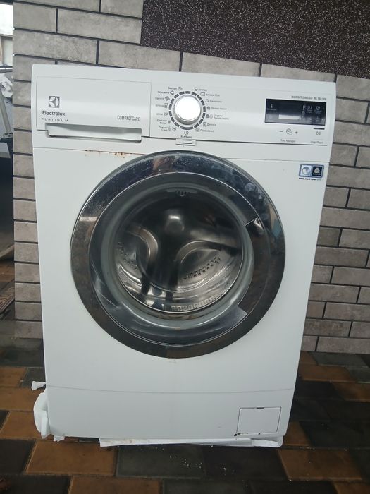 Продам пральну машину Electrolux