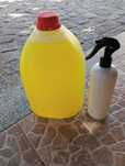 Produto limpa jantes e motor