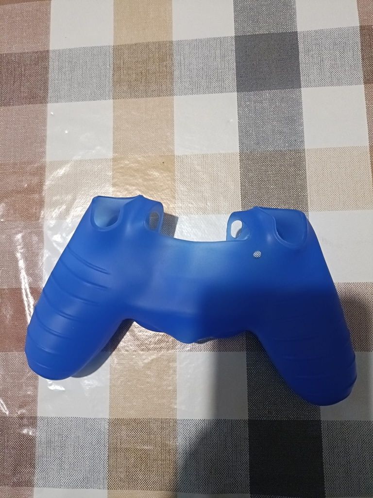 Capa de silicone cor azul para  comando ps4 ( Portes grátis)