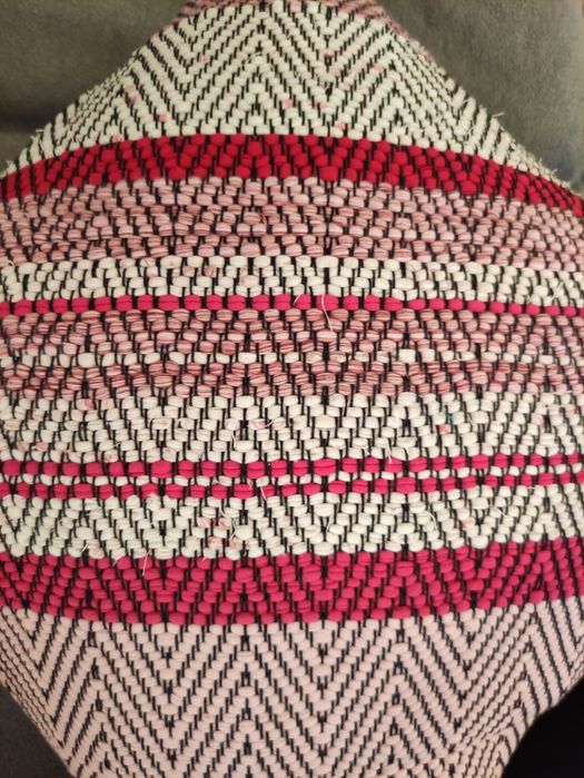 Ręcznie tkana poduszka dekoracyjna