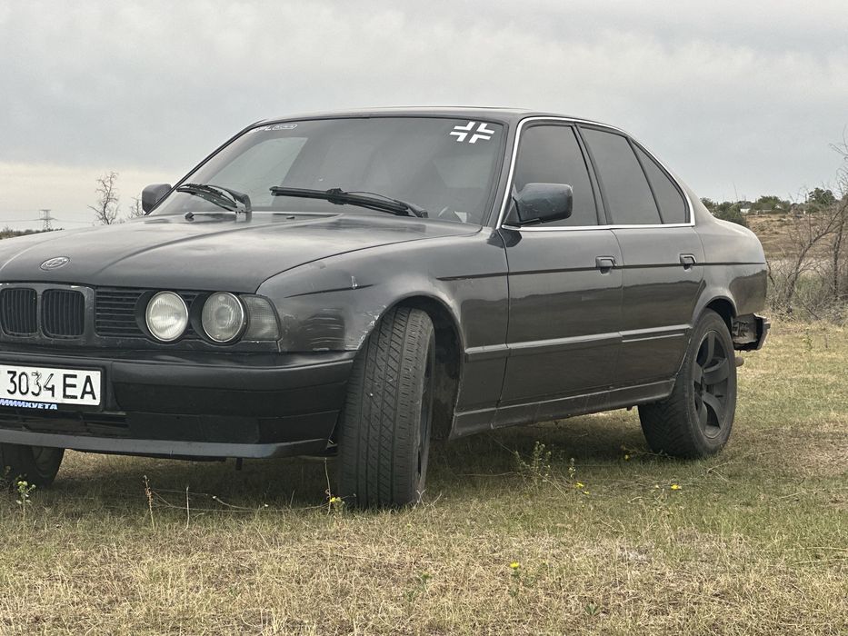 Продам бмв е34 м50