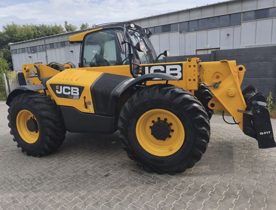 Навантажувач телескопічний JCB 550-80