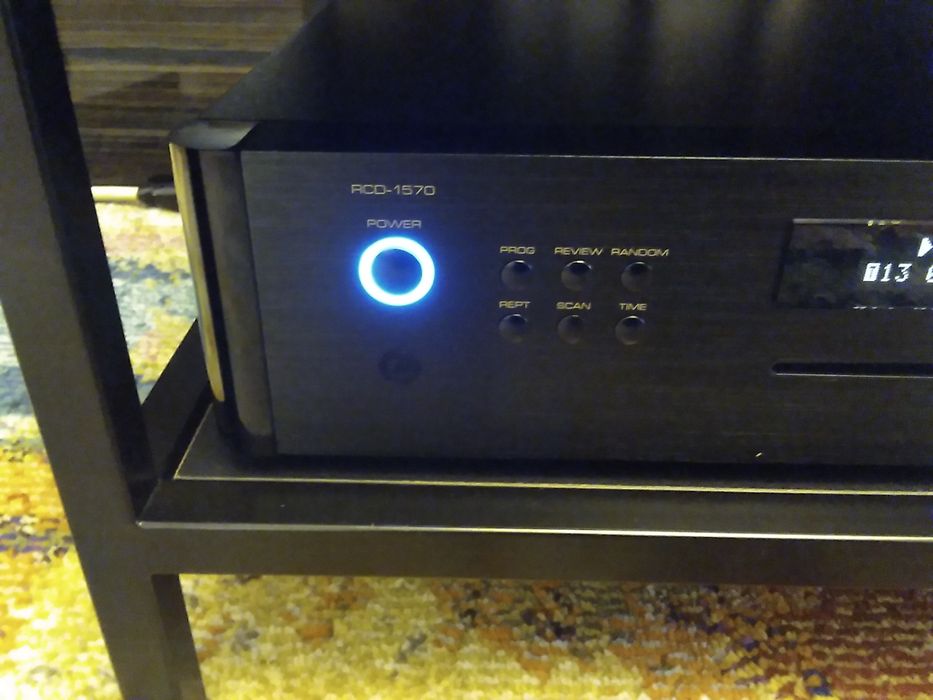 ROTEL CD Player / Brand New with Remote Control64564397005187121