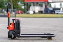Wózek paletowy elektryczny Kingway EP F4 1500kg