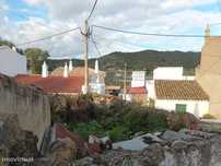 Ruína nas Laranjeiras junto ao rio, Alcoutim, Algarve