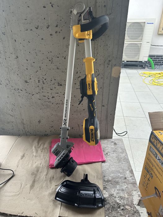 безщітковий триммер DEWALT DCST922B 20V MAX 14