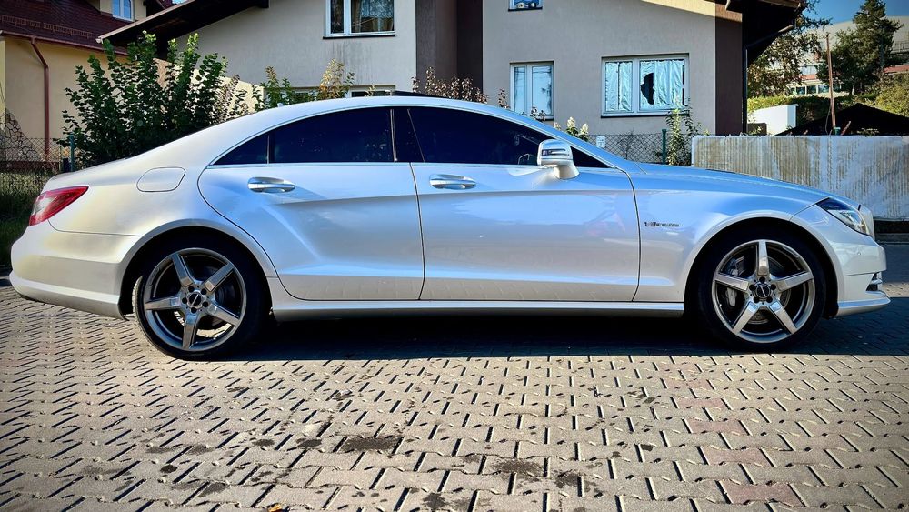 Mercedes-Benz CLS Mercedes CLS 218 Model 500 AMG 2011 4.7L 408 KM Środek jak NOWY