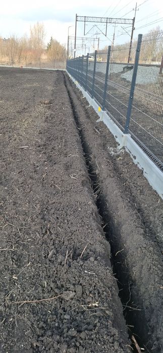 Koparka łańcuchowa - usługi