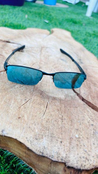 Óculos De Sol e Descanso Lupinha Do Vilão