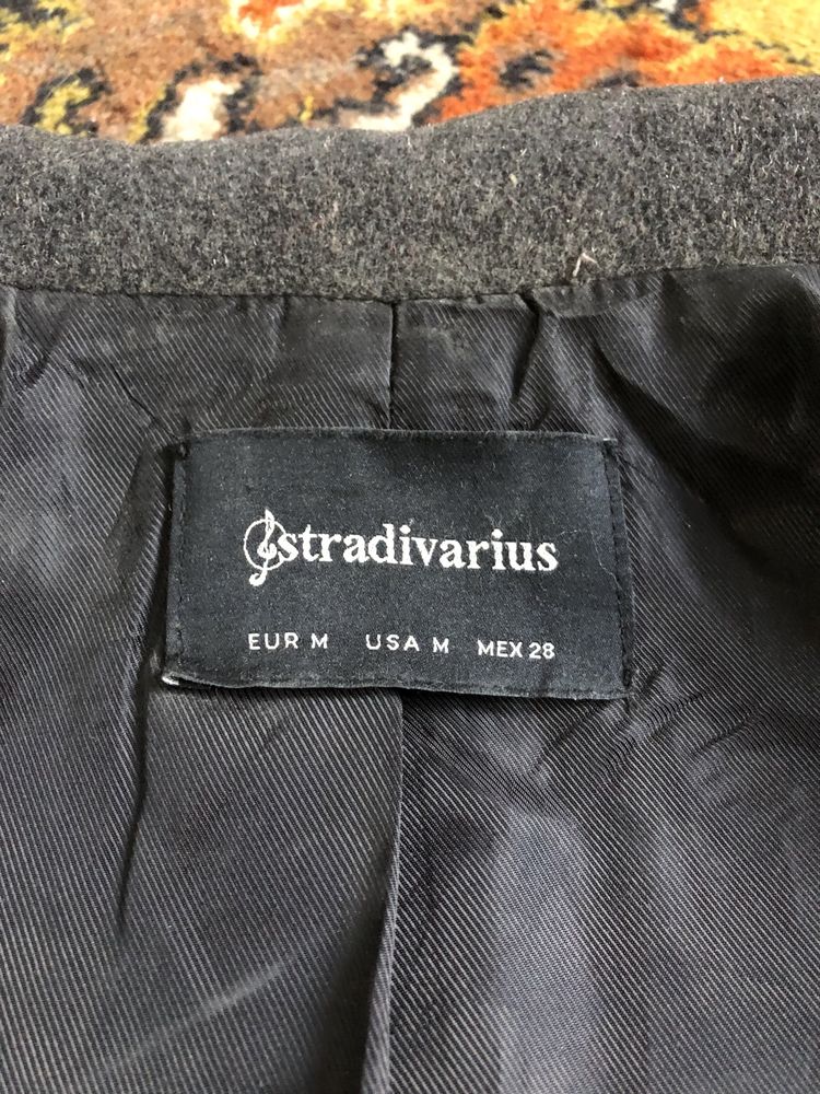 Пальто Stradivarius  розмір М