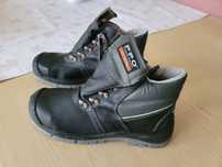 Nowe buty robocze PPO Strzelce Opolskie r. 42 model 757