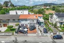 Moradia com Habitação e Comércio