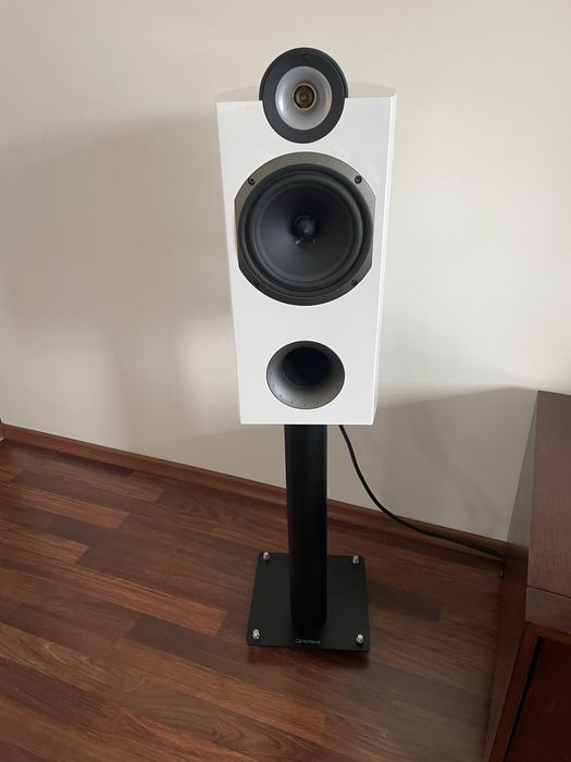 Triangle Genese Trio